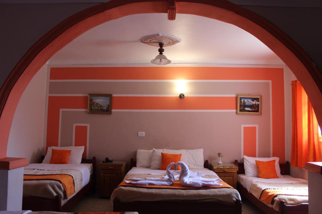 Hostal Osiris *